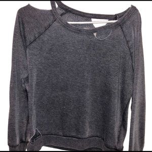 Chaser gray distressed swetshirt